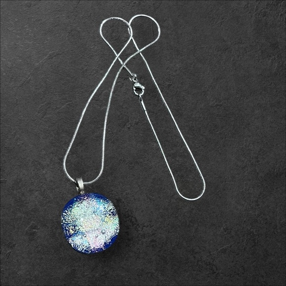 *Handmade Glittery Glass Pendant 18” Stainless Steel Necklace - Picture 14 of 15